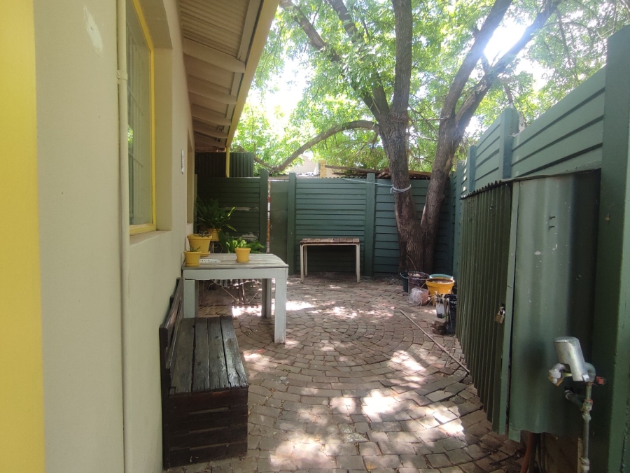 10 Bedroom Property for Sale in Brandwag Free State